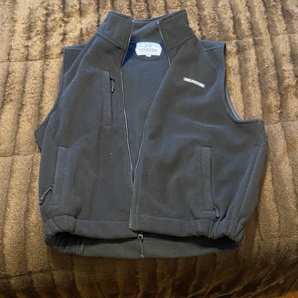 Fieldstone Black Fleece Vest